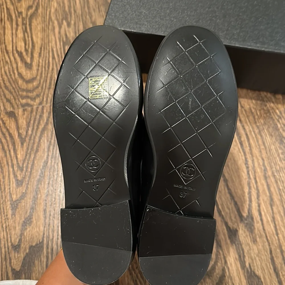 CHANEL classic loafers